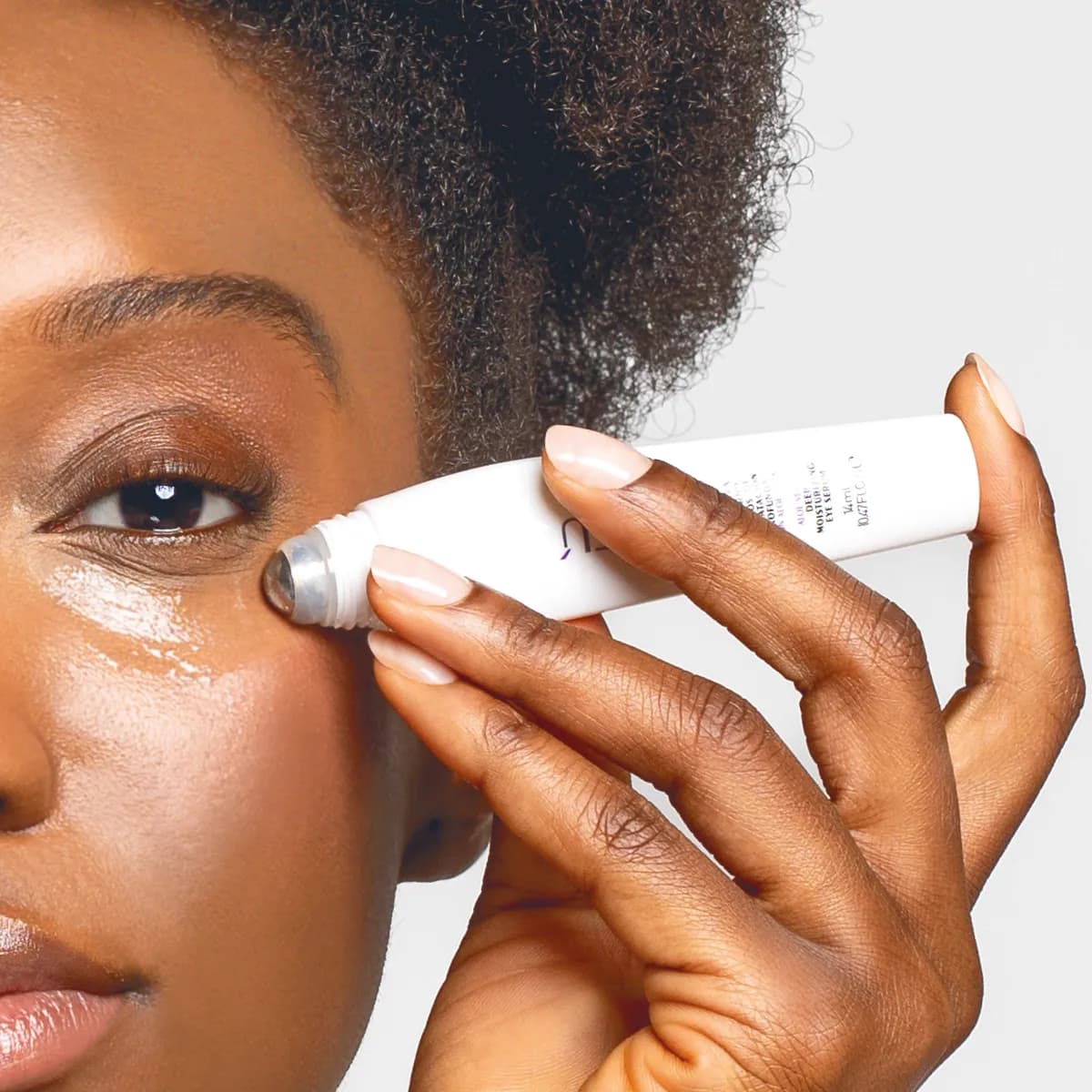 Suero para Contorno de Ojos de Hidratación Profunda con Aloe Vera 1